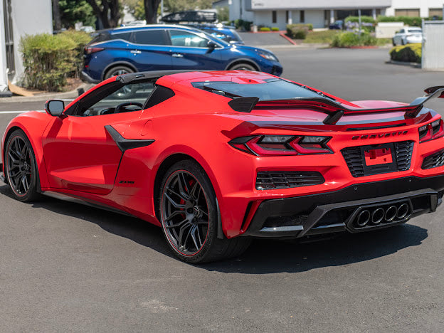 CORVETTE C8 Z06 & E-RAY | LICENSE PLATE BACKING